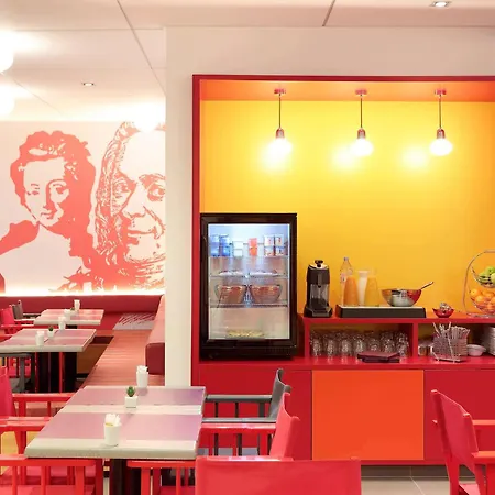 Ibis Styles Centre Comedie Hotel