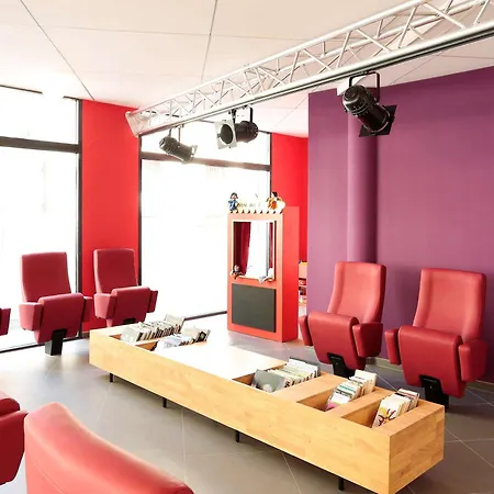 Ibis Styles Centre Comedie Hotel 3*
