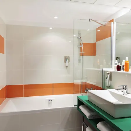 Ibis Styles Centre Comedie 3*
