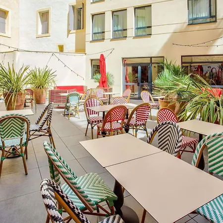 Ibis Styles Centre Comedie Hotel 3*
