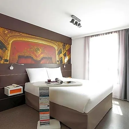 Ibis Styles Centre Comedie 3*