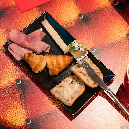 Ibis Styles Centre Comedie 호텔 3*