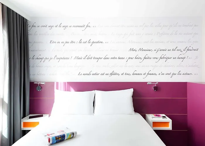 Ibis Styles Centre Comedie Hotel 3*